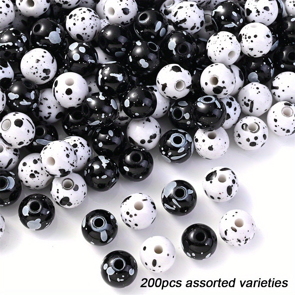 100/200pcs Star Heart Butterfly Beads Acrylic Black & White Graffiti