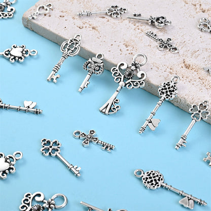 Retro White K Zinc Alloy Pendant Charms