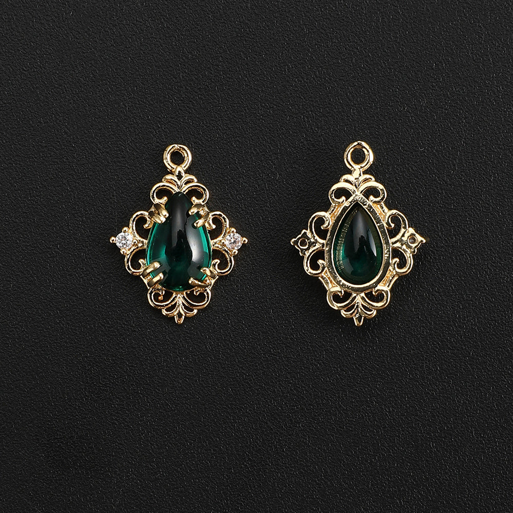 Hollow Pattern Pendant
