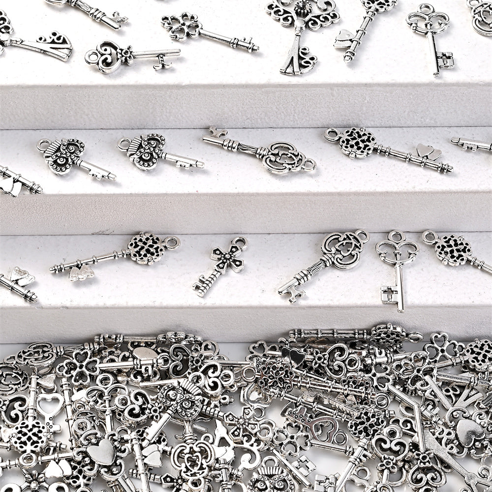 Retro White K Zinc Alloy Pendant Charms