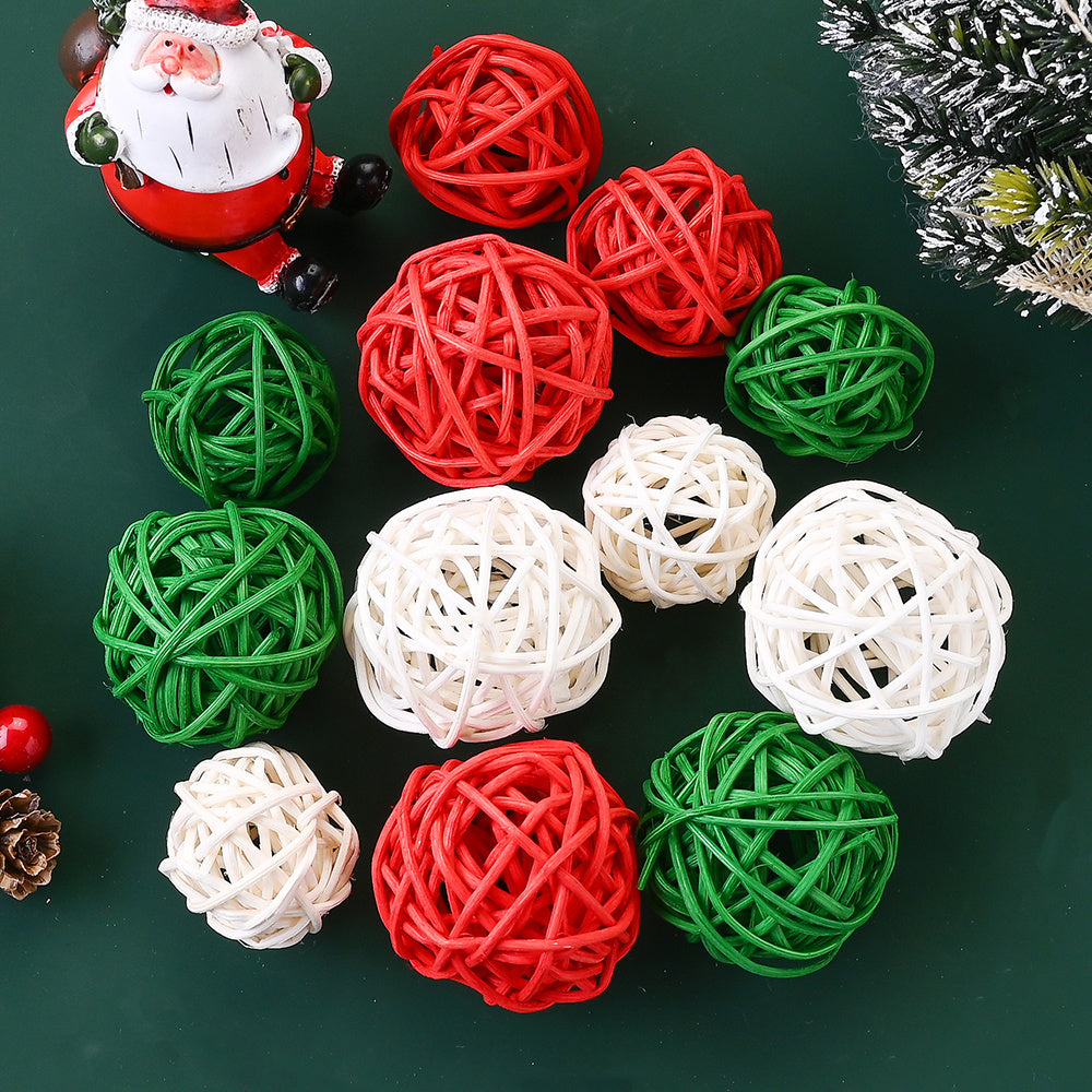 15PCS 3/4cm Red Green White Christmas Wicker Rattan Ball Set