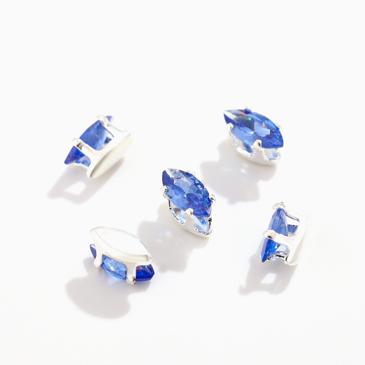 3x6 mm Crystal Zircon Horse-Eye Claw Beads