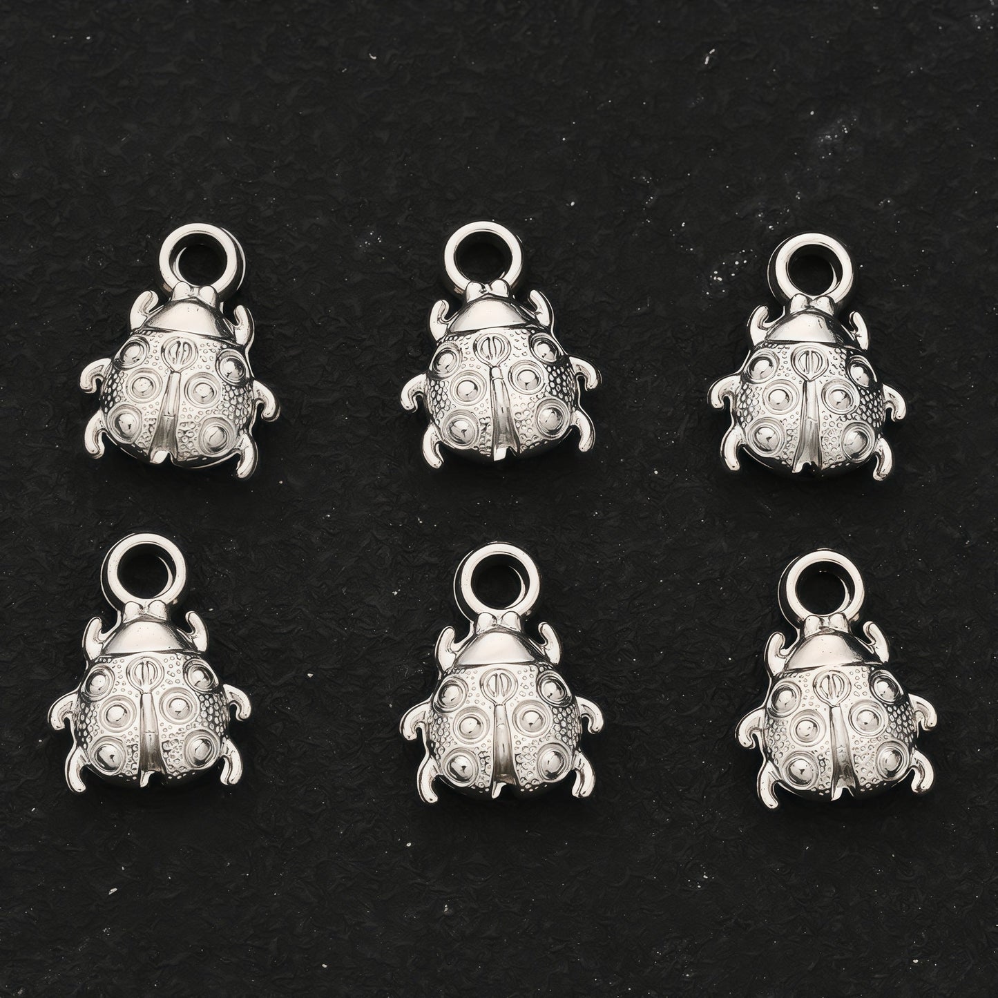 50-Piece Random CCB Plastic Beetle Pendant Charms