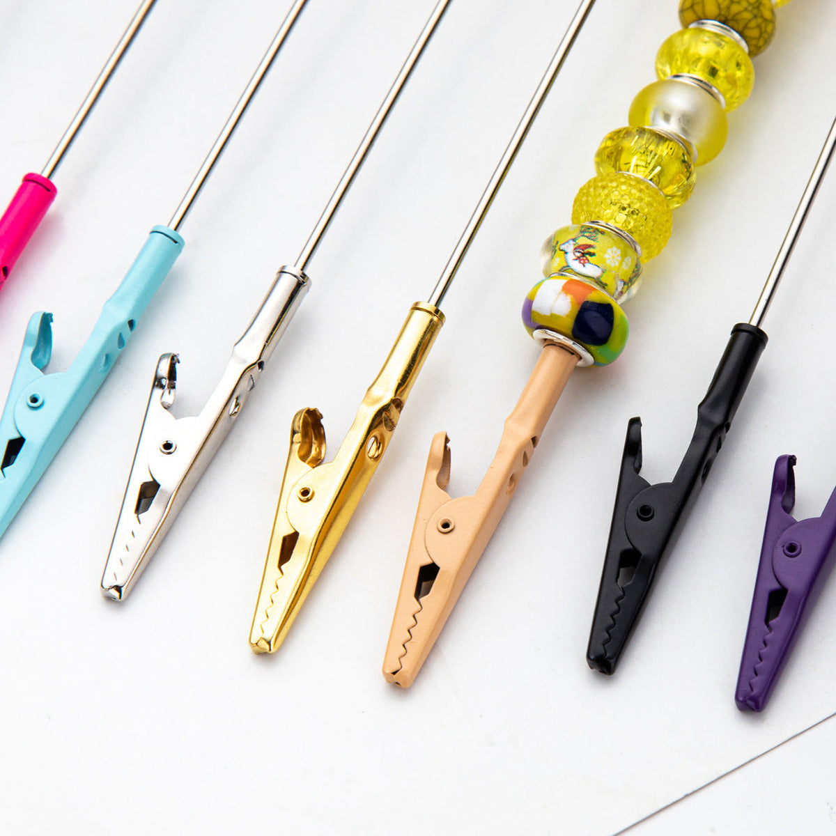 Beaded Card Holder Clips