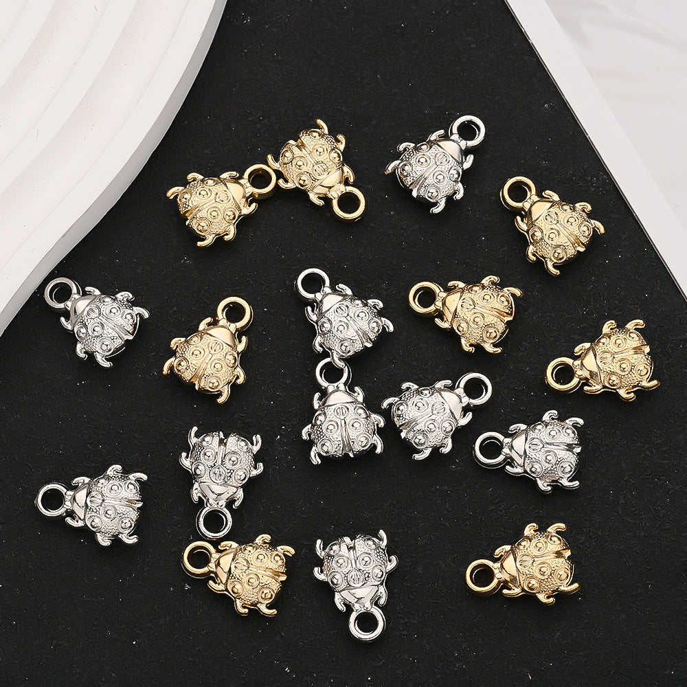 50-Piece Random CCB Plastic Beetle Pendant Charms