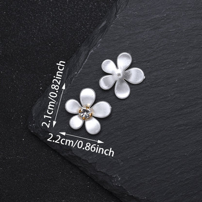 White Five-Petal Flower Acrylic Patch Beads