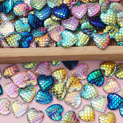 30PCS 12mm Heart-Shaped Serpentine Resin Bead Set