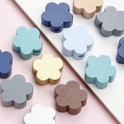 50-Piece 14 mm Flower-Shaped Wooden Spacer Beads